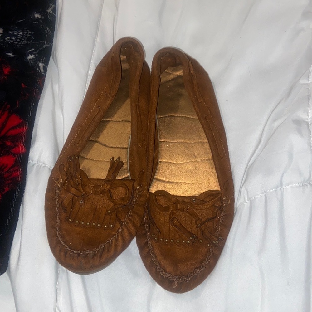Women’s moccasins
